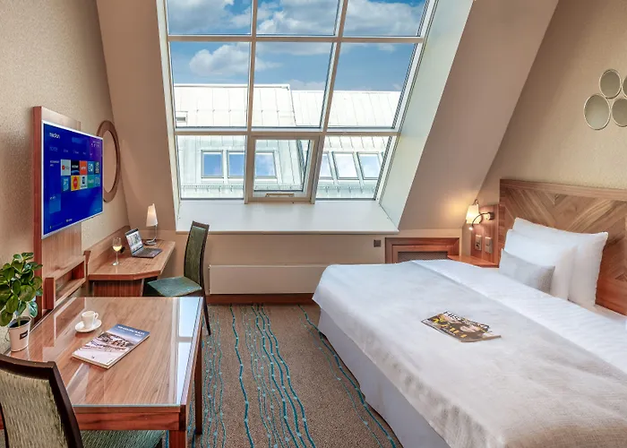 Crown Palace By Adrez 4* Praha