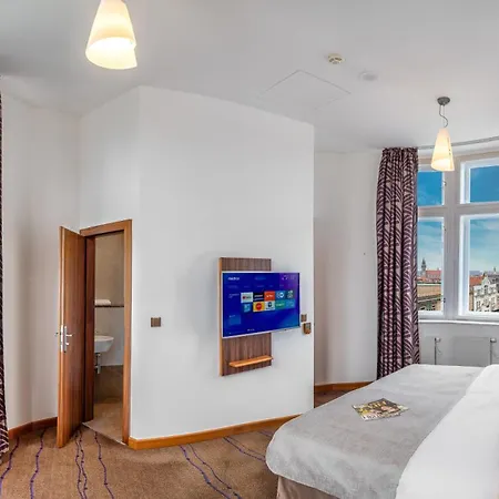 מלון דירות Crown Palace By Adrez