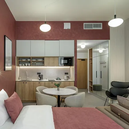 Crown Palace By Adrez 4*