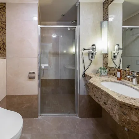 Hotel apartamentowy Crown Palace By Adrez